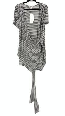 Seven7 Top Women's Size 2X Wrap Black White Striped NEW